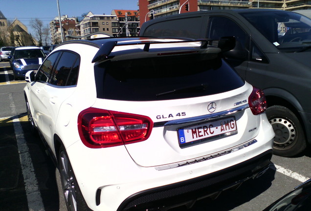 Mercedes-Benz GLA 45 AMG X156