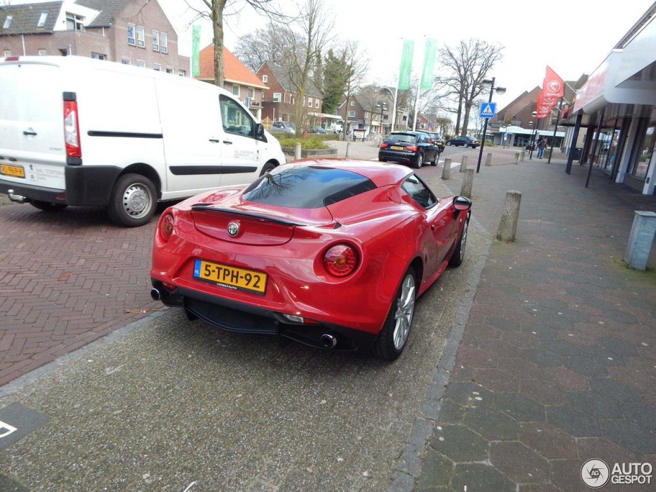 Alfa Romeo 4C Launch Edition