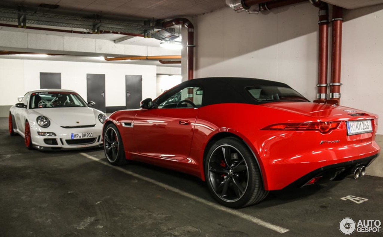 Jaguar F-TYPE S Convertible