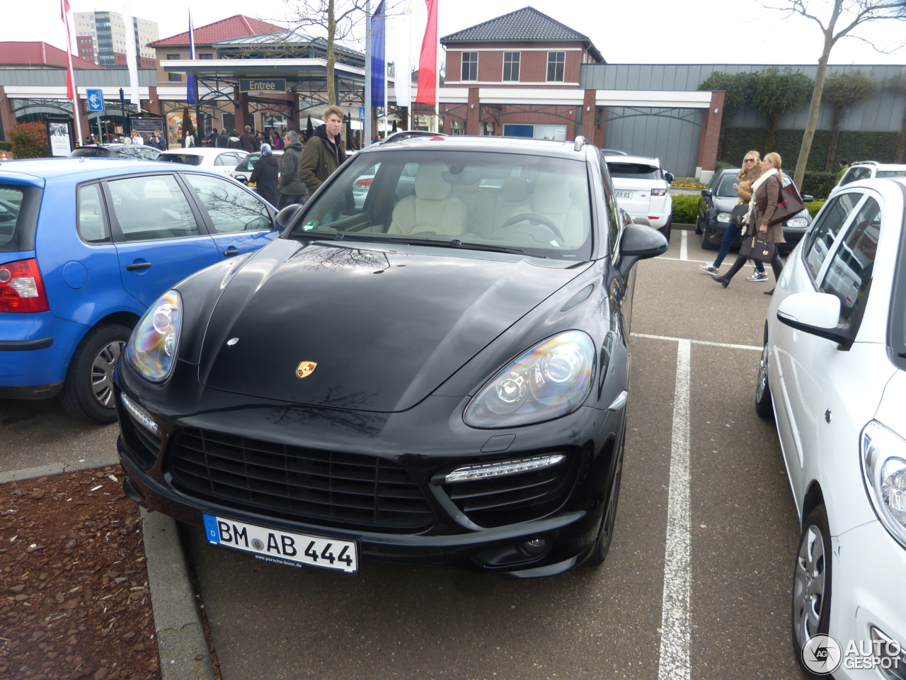 Porsche 958 Cayenne GTS