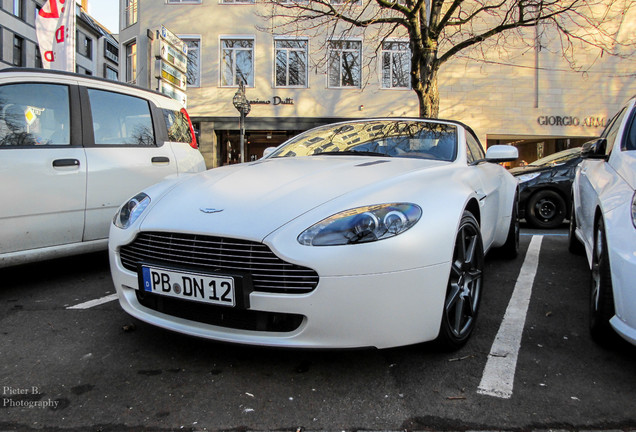 Aston Martin V8 Vantage Roadster