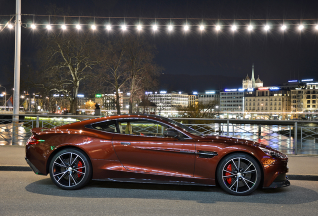 Aston Martin Vanquish 2013