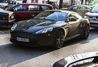 Aston Martin Virage 2011