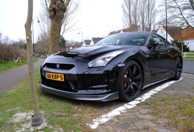 Nissan GT-R