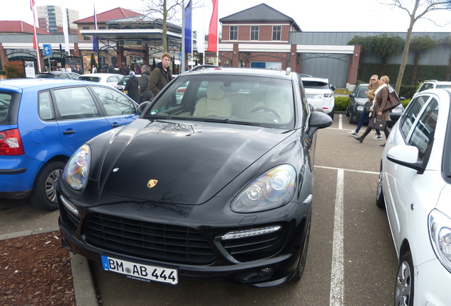 Porsche 958 Cayenne GTS