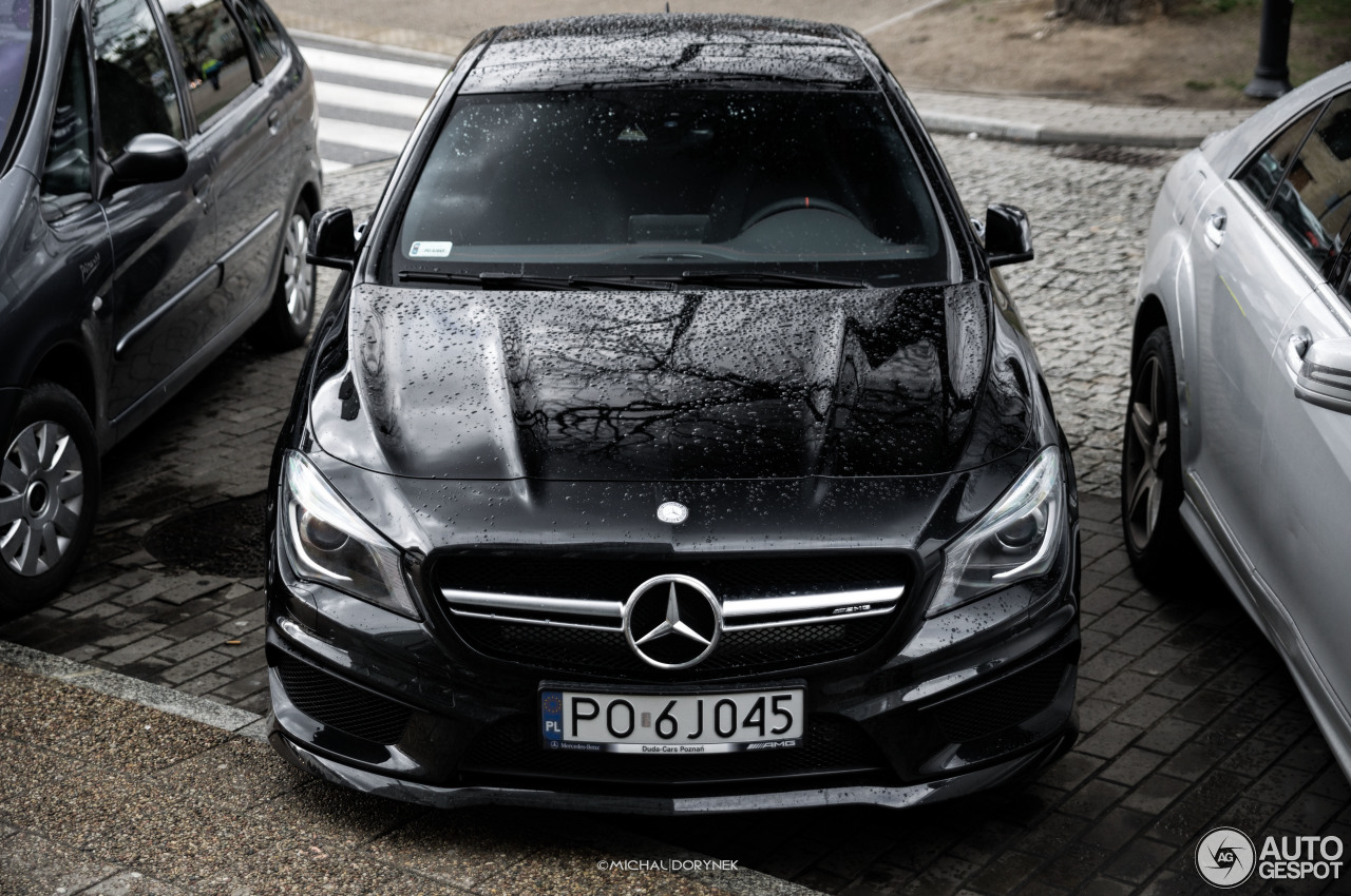 Mercedes-Benz CLA 45 AMG C117