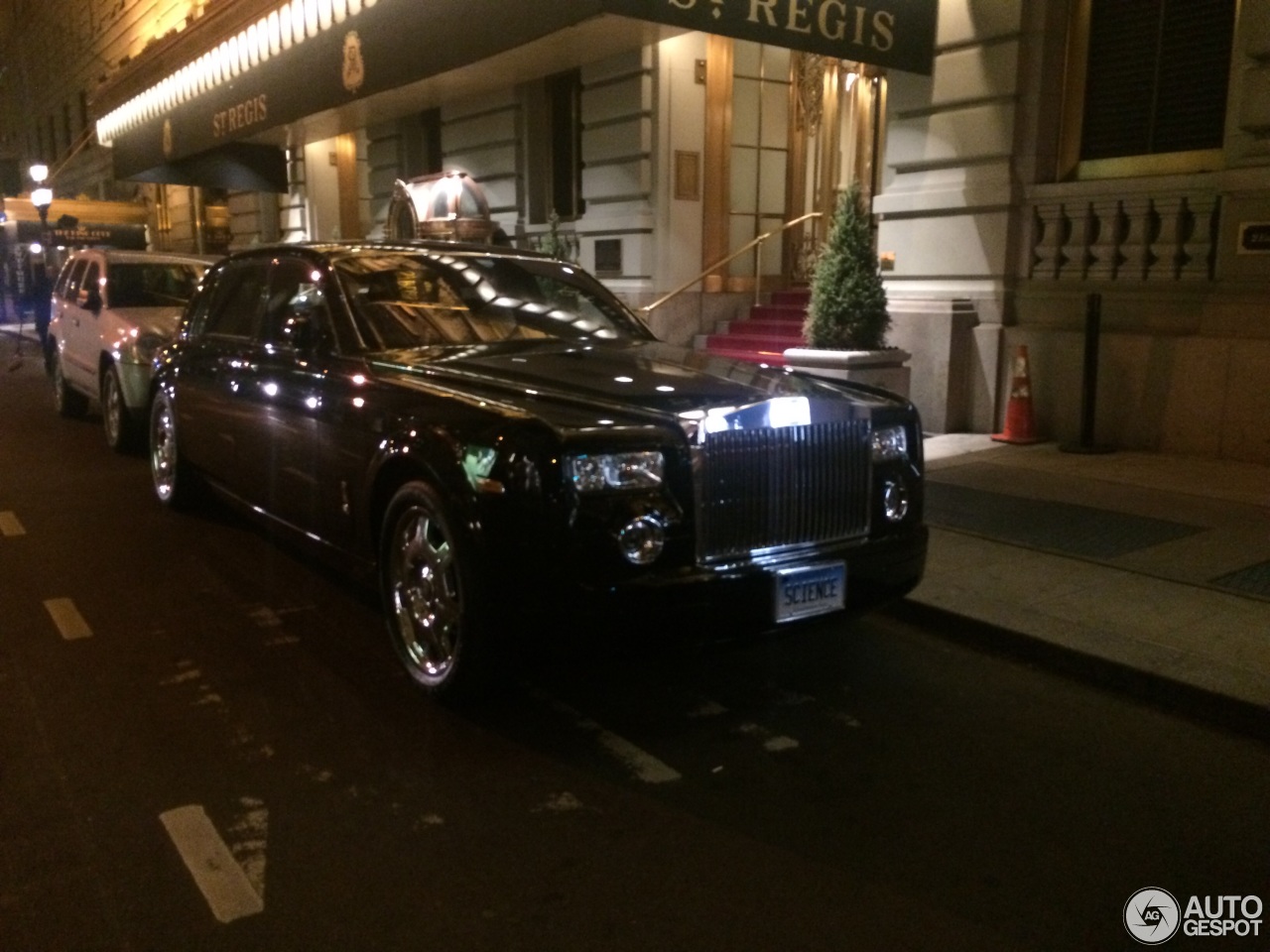 Rolls-Royce Phantom EWB