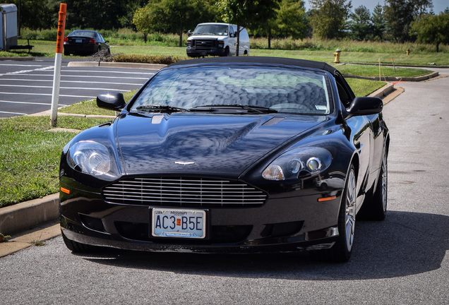 Aston Martin DB9 Volante