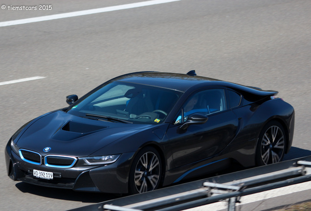 BMW i8