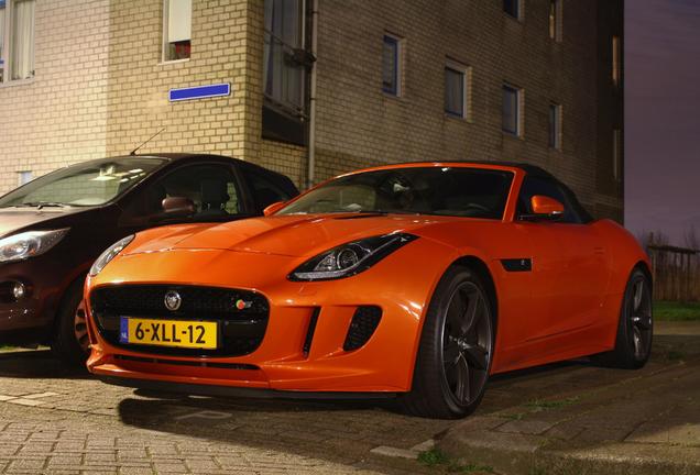 Jaguar F-TYPE S V8 Convertible