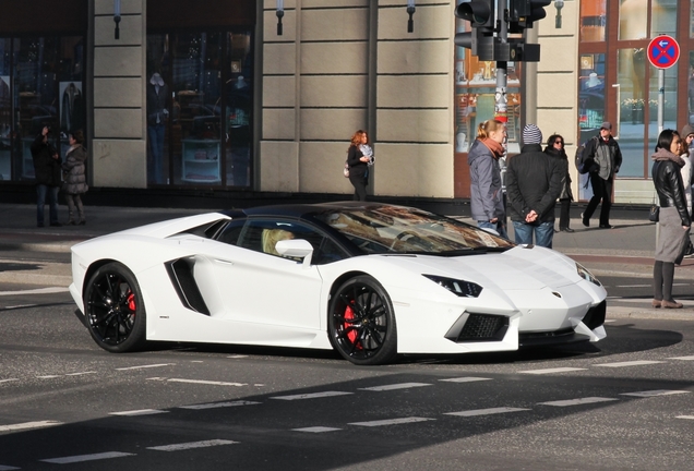 Lamborghini Aventador LP700-4 Roadster