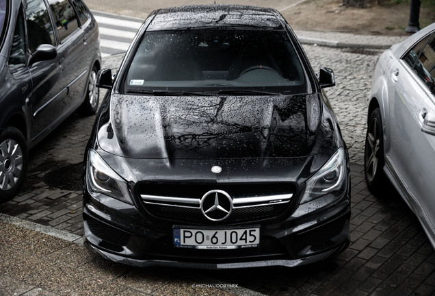 Mercedes-Benz CLA 45 AMG C117