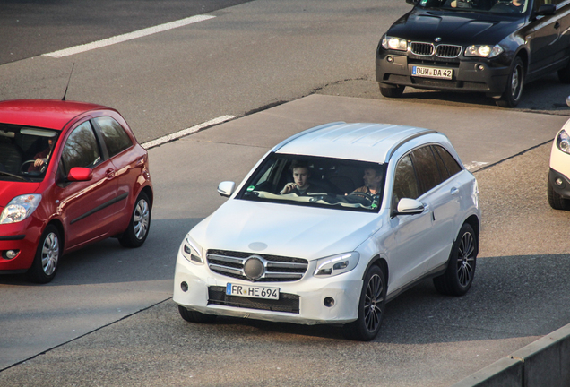 Mercedes-Benz GLC X205