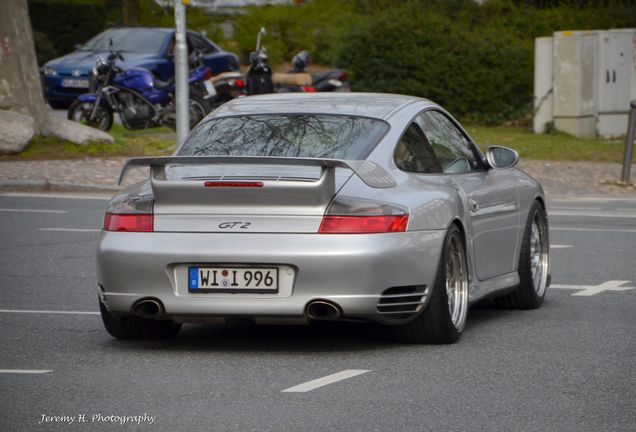 Porsche 996 GT2