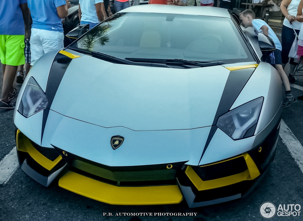 Lamborghini Aventador LP700-4