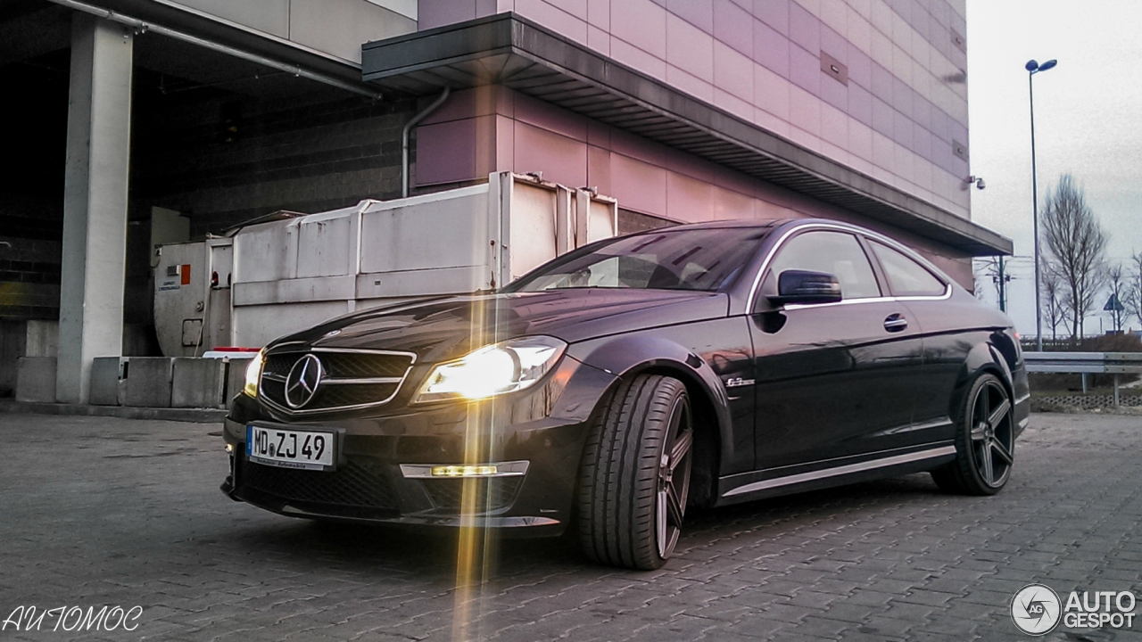 Mercedes-Benz C 63 AMG Coupé