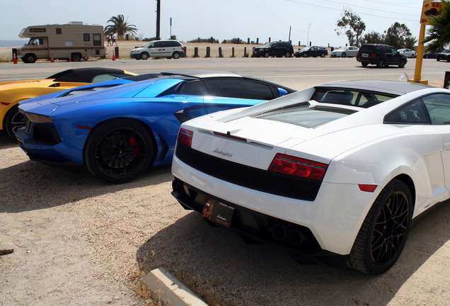 Lamborghini Aventador LP700-4 Roadster