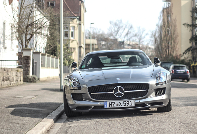 Mercedes-Benz SLS AMG GT