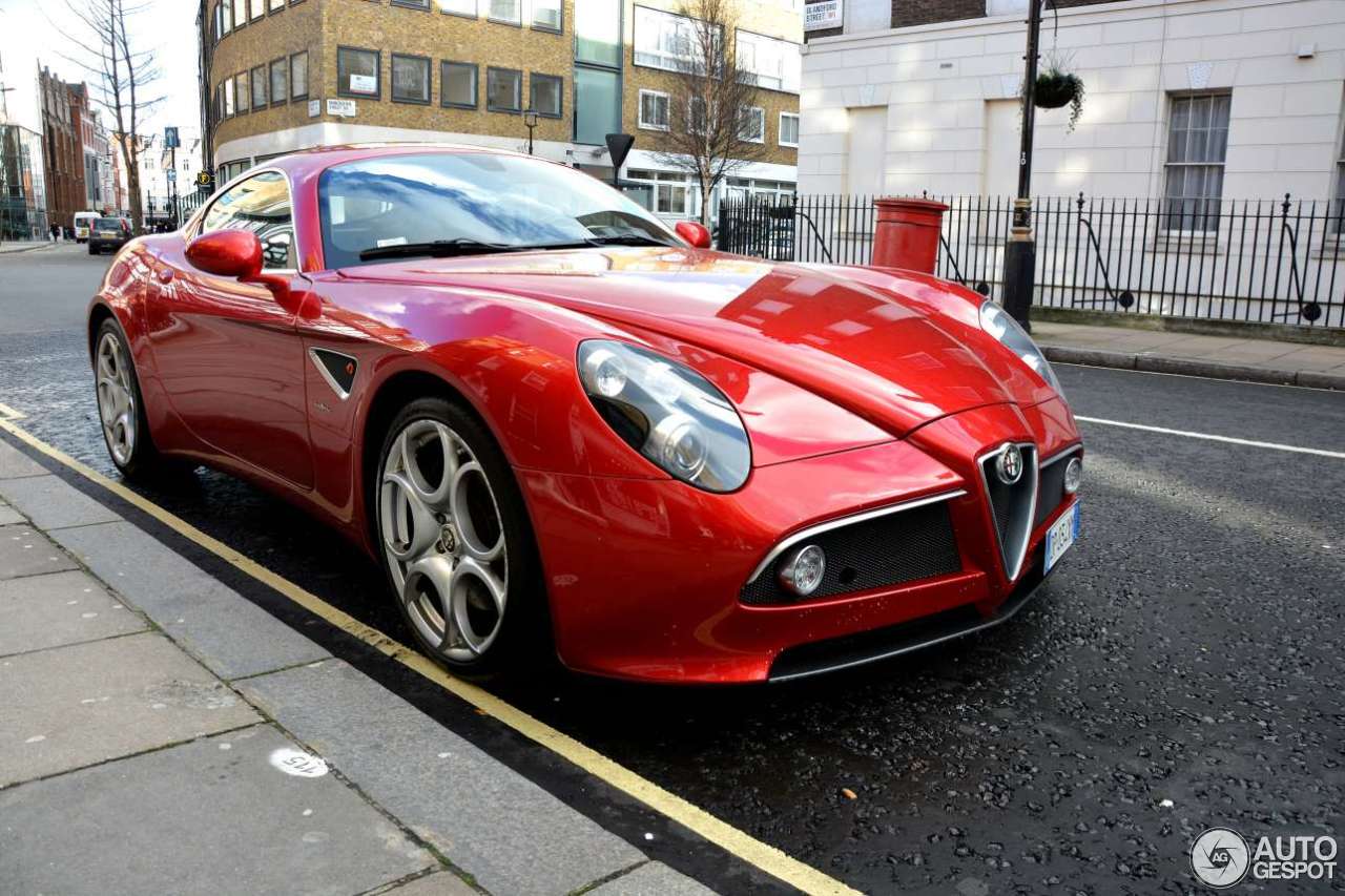 Alfa Romeo 8C Competizione