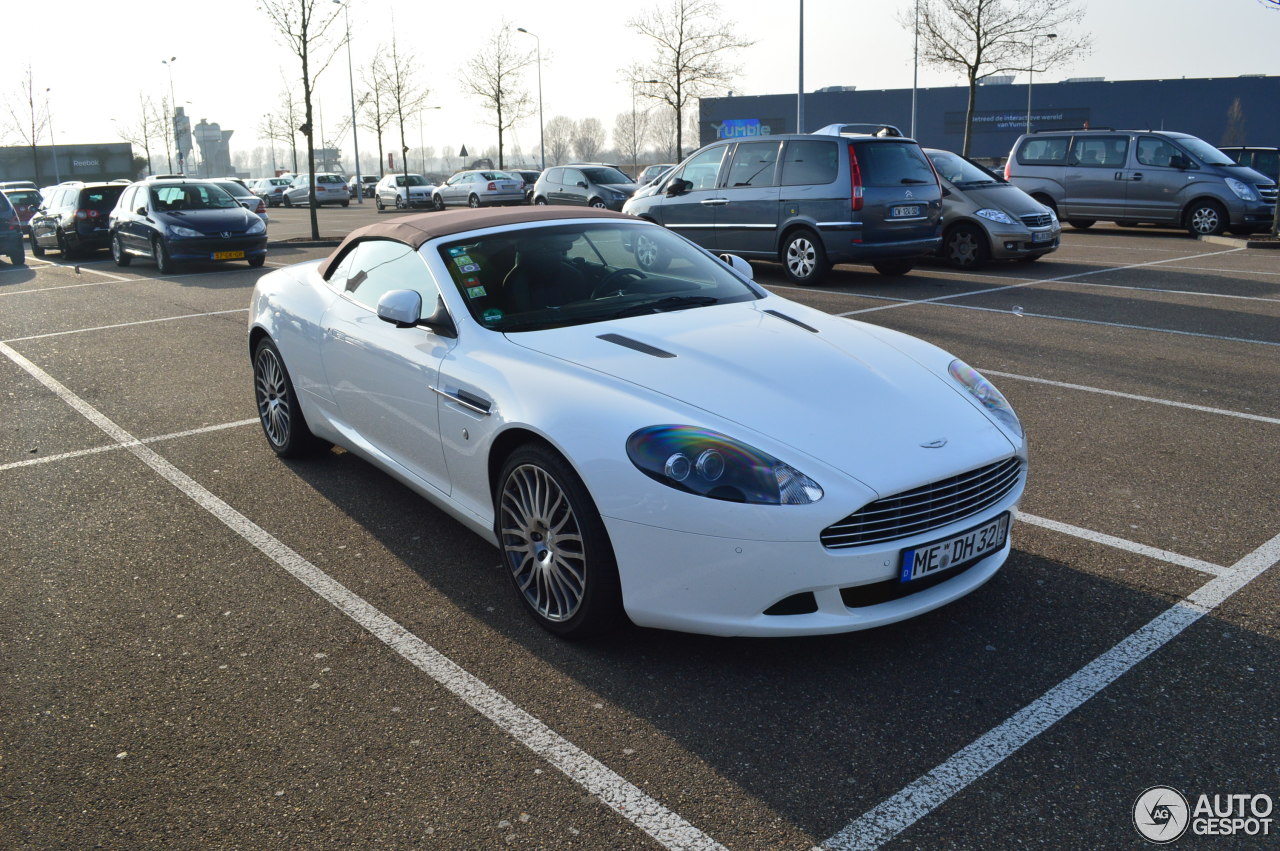 Aston Martin DB9 Volante 2010