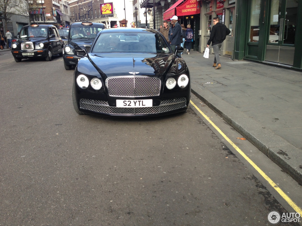 Bentley Flying Spur W12