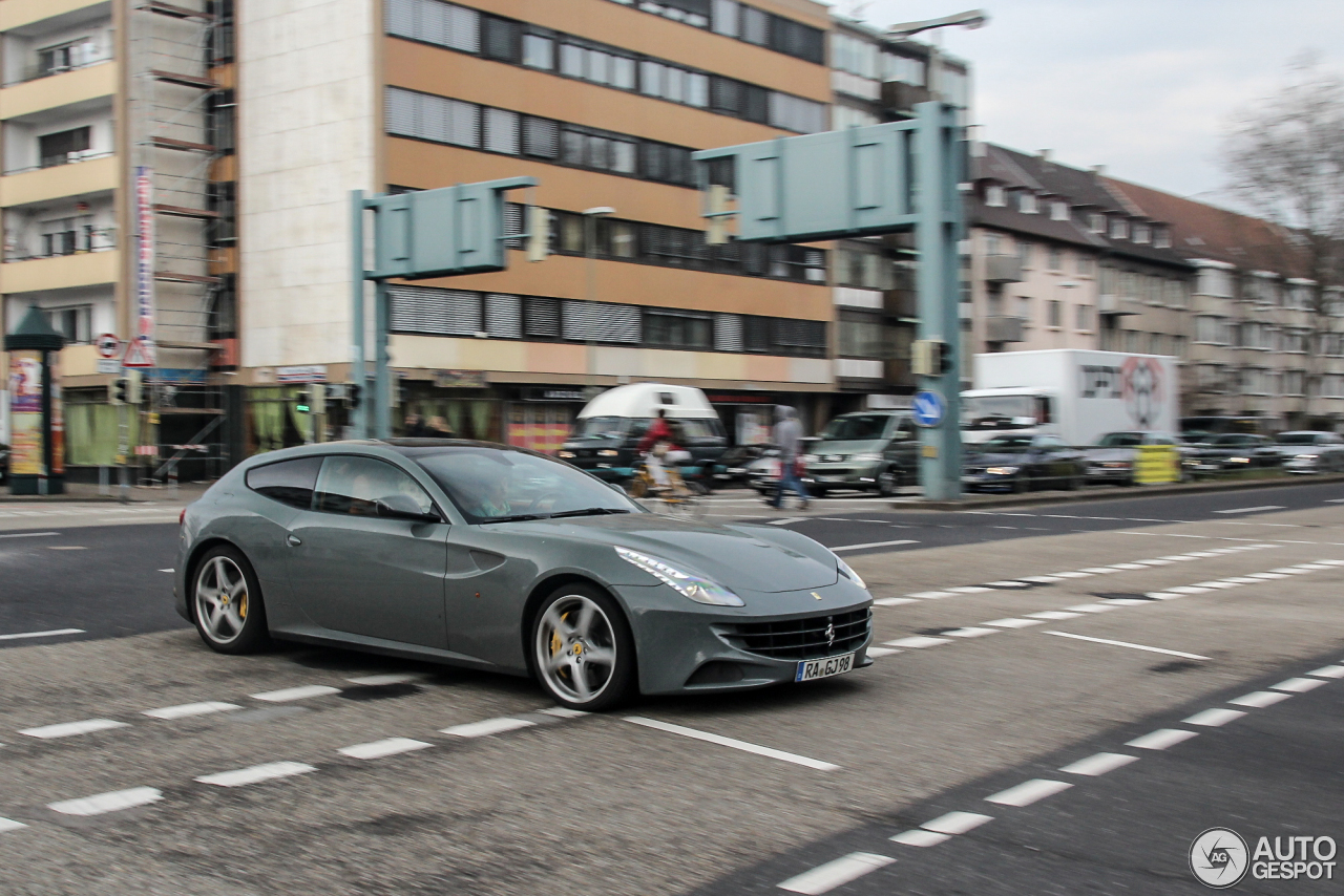 Ferrari FF