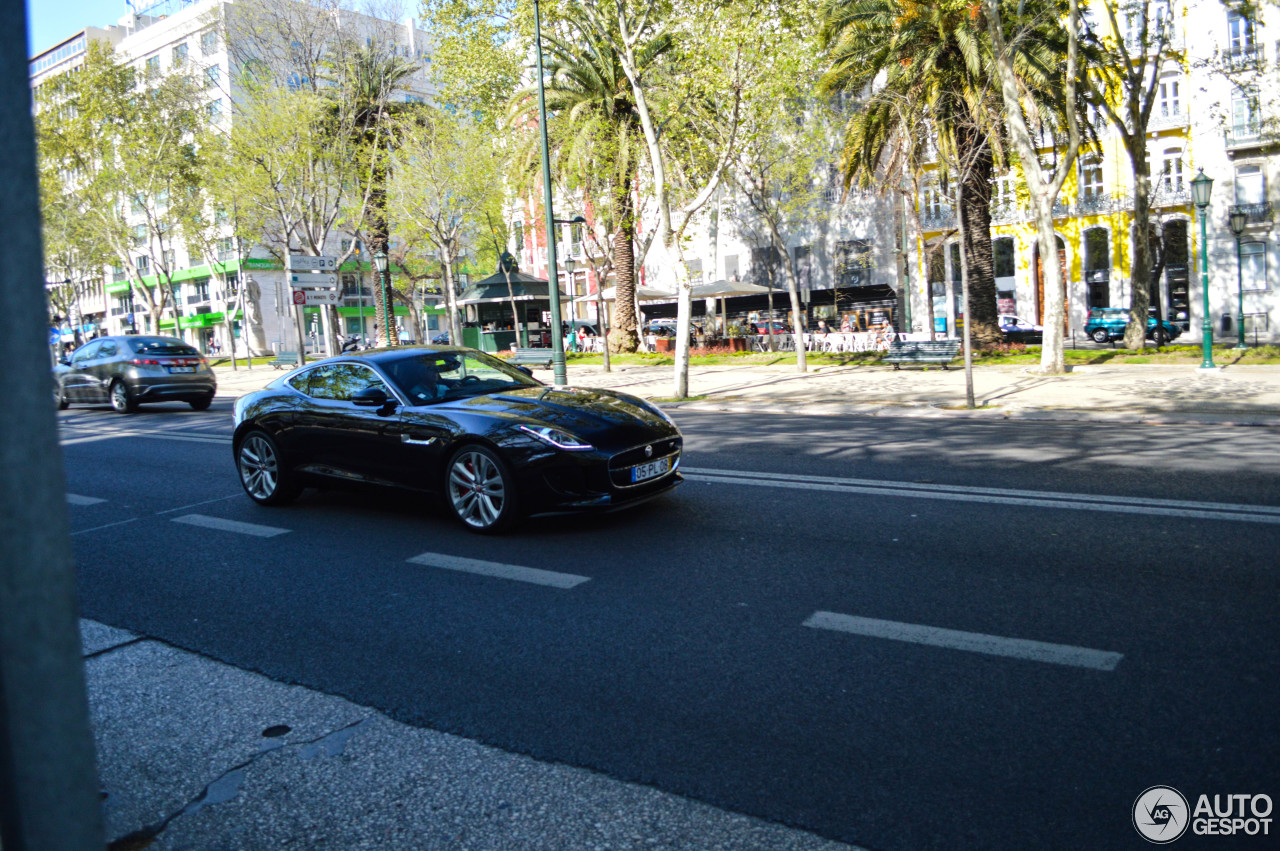 Jaguar F-TYPE S Coupé