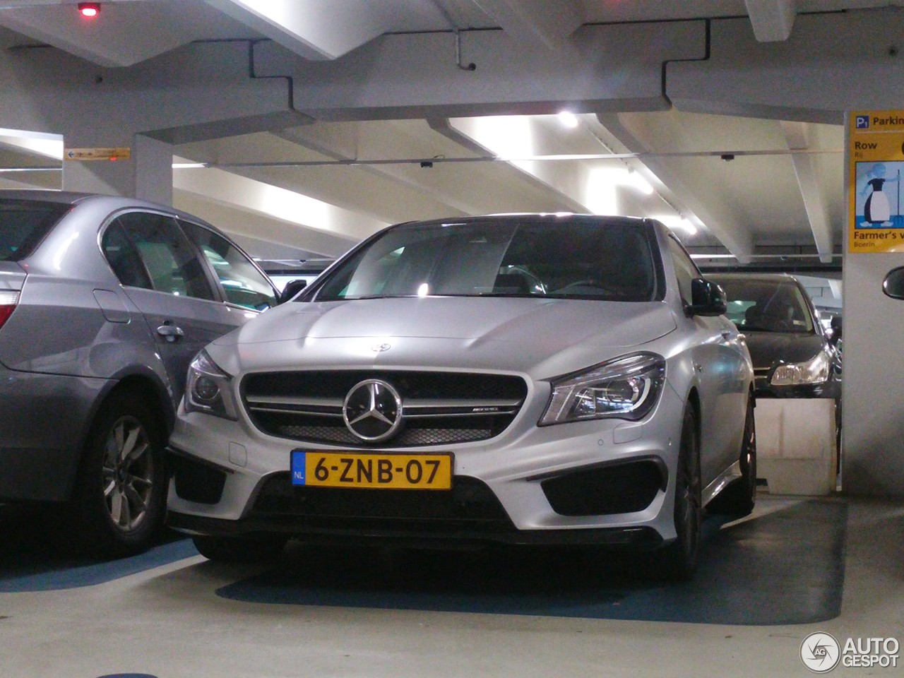 Mercedes-Benz CLA 45 AMG C117