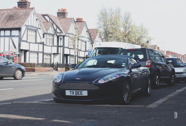 Aston Martin DB9 Volante