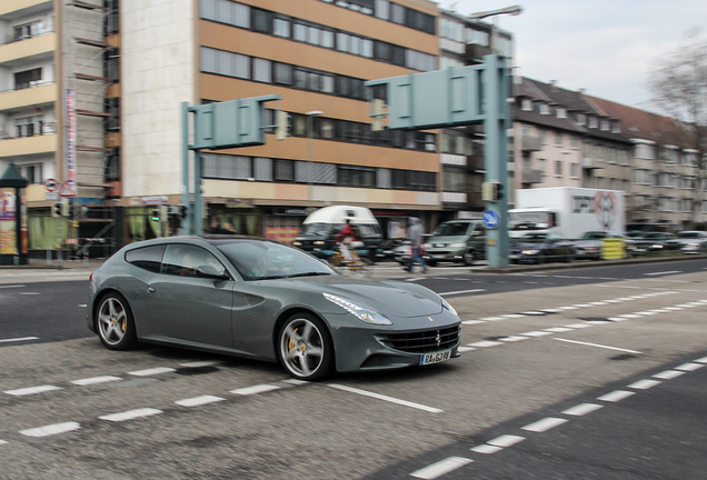 Ferrari FF