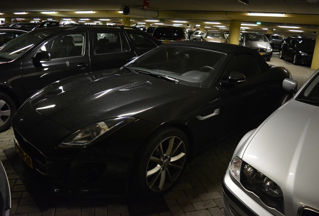 Jaguar F-TYPE S Convertible