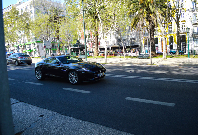 Jaguar F-TYPE S Coupé