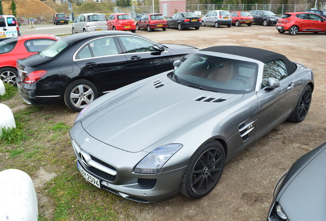 Mercedes-Benz SLS AMG Roadster