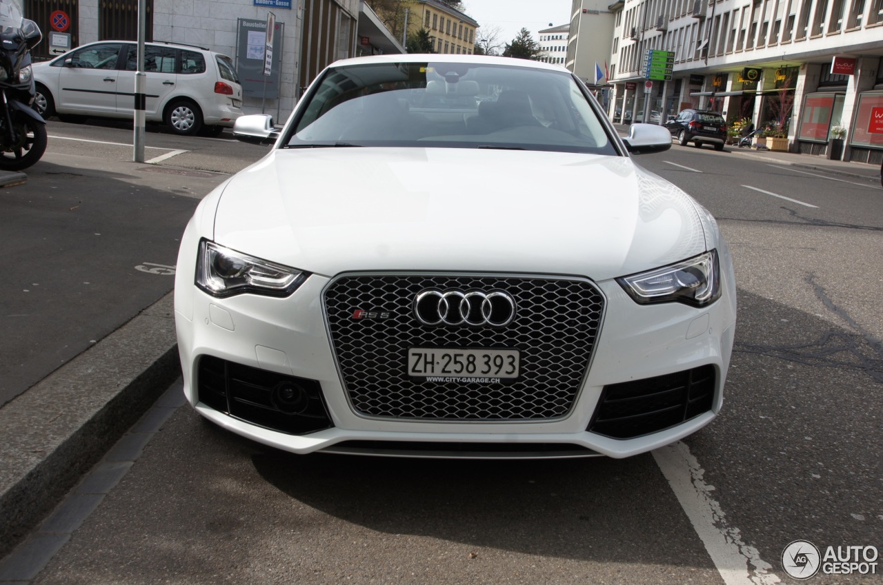 Audi RS5 B8 2012