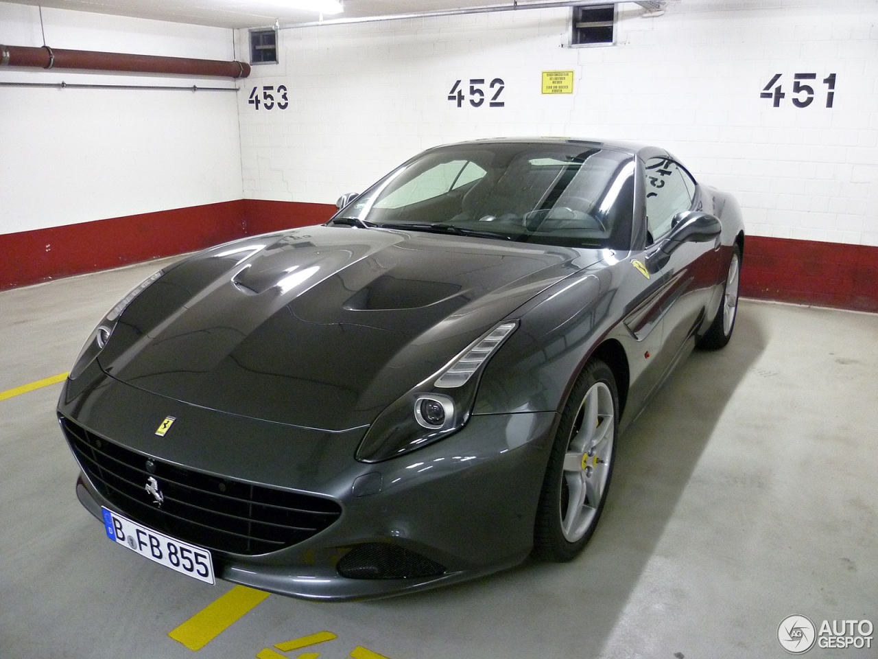 Ferrari California T