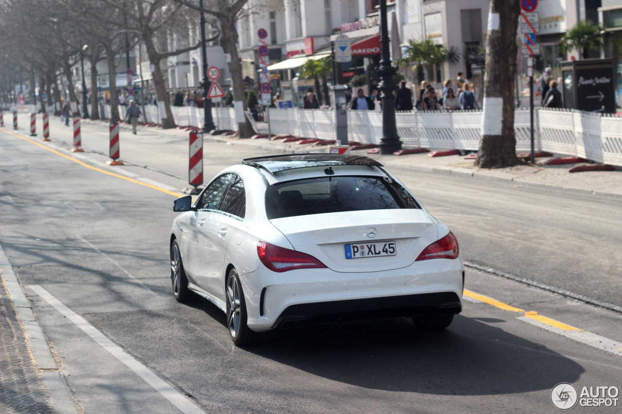 Mercedes-Benz CLA 45 AMG C117