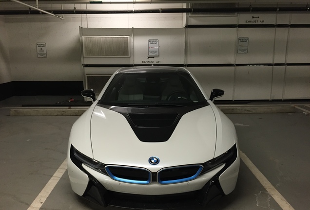 BMW i8