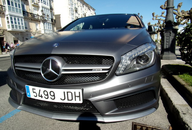 Mercedes-Benz A 45 AMG