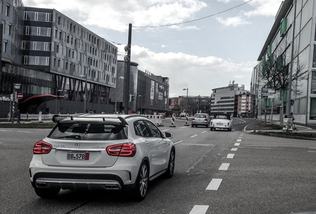 Mercedes-Benz GLA 45 AMG X156