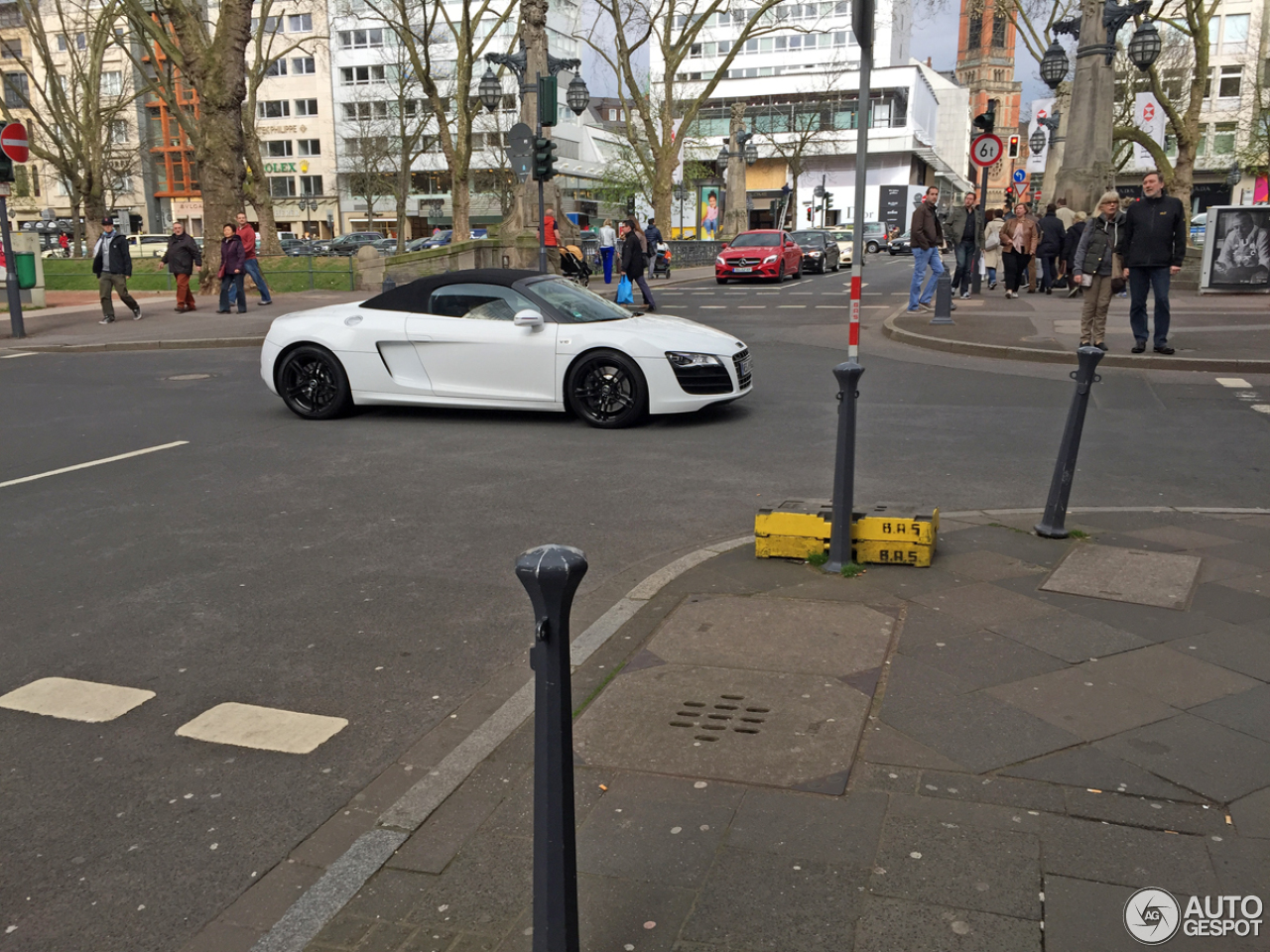 Audi R8 V10 Spyder