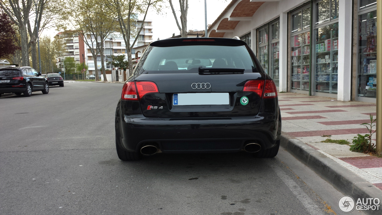 Audi RS4 Avant B7