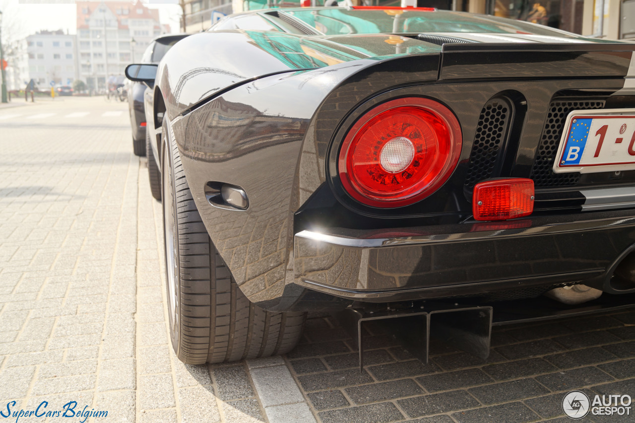 Ford GT