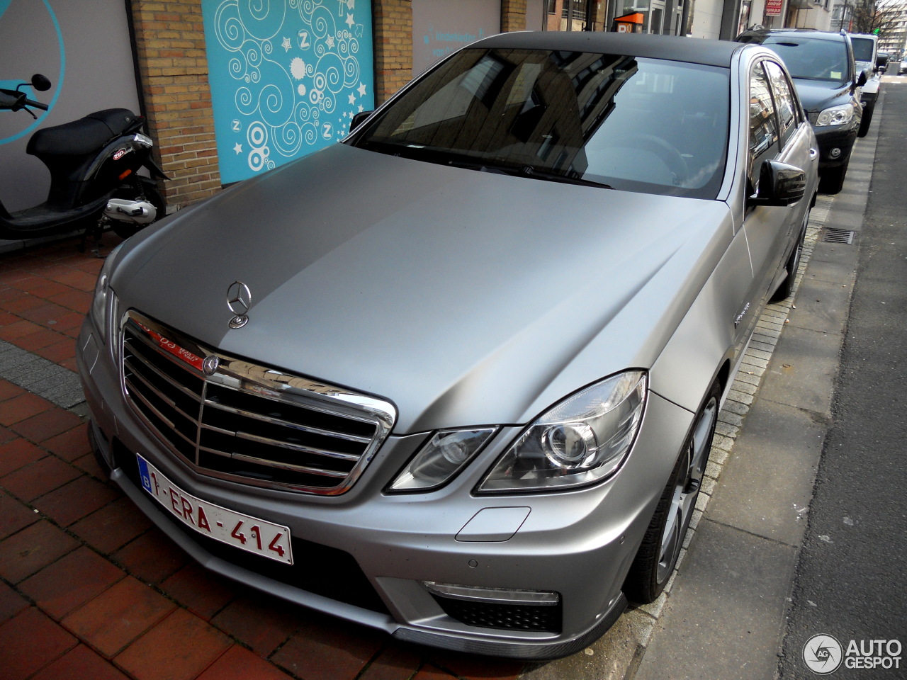 Mercedes-Benz E 63 AMG W212 V8 Biturbo