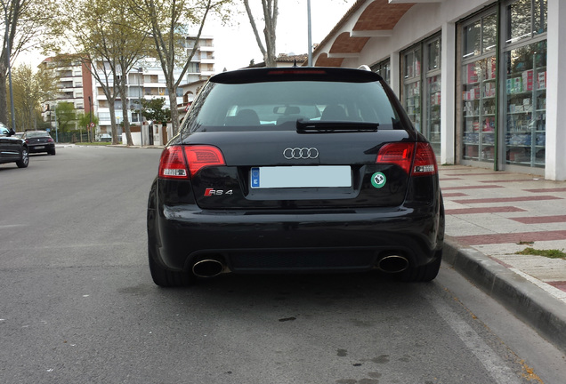 Audi RS4 Avant B7