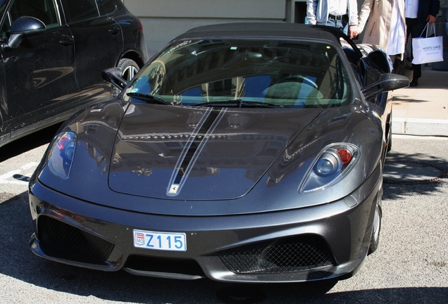 Ferrari Scuderia Spider 16M