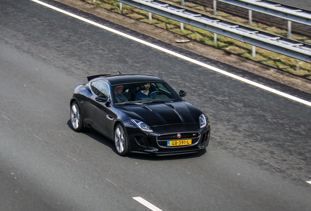 Jaguar F-TYPE S Coupé