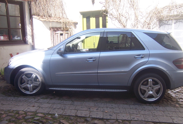 Mercedes-Benz ML 63 AMG W164