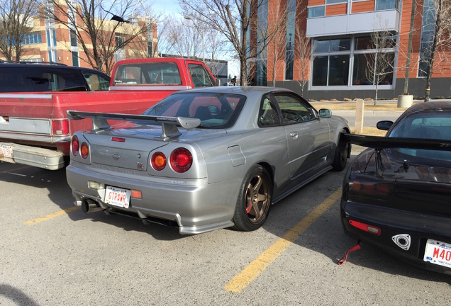 Nissan Skyline R34 GT-R V-Spec