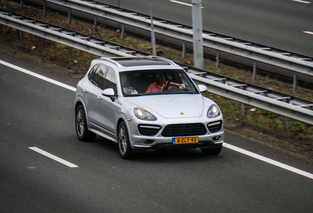 Porsche 958 Cayenne GTS