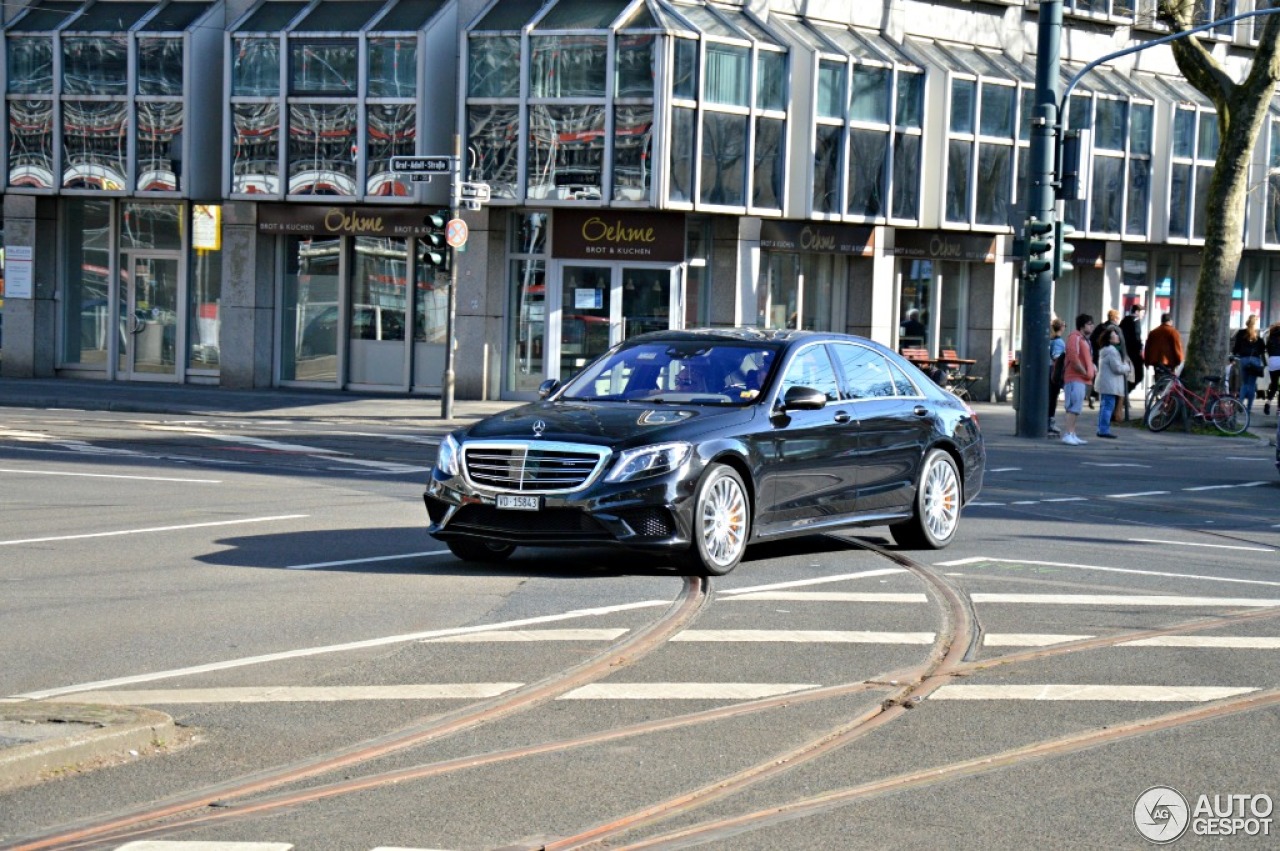 Mercedes-Benz S 65 AMG V222